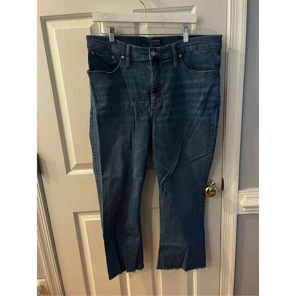 J. Crew Factory Denim - J. Crew Factory High Rise Crop Flare Jeans sz 34 EUC Raw Hem